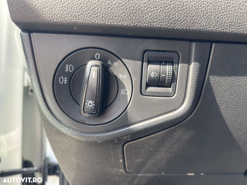 Volkswagen Polo 1.0 TSI DSG Life - 25