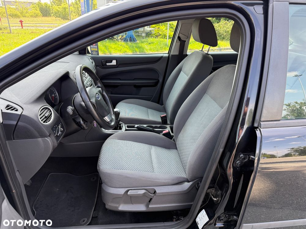 Ford Focus 1.6 TDCi Sport - 11