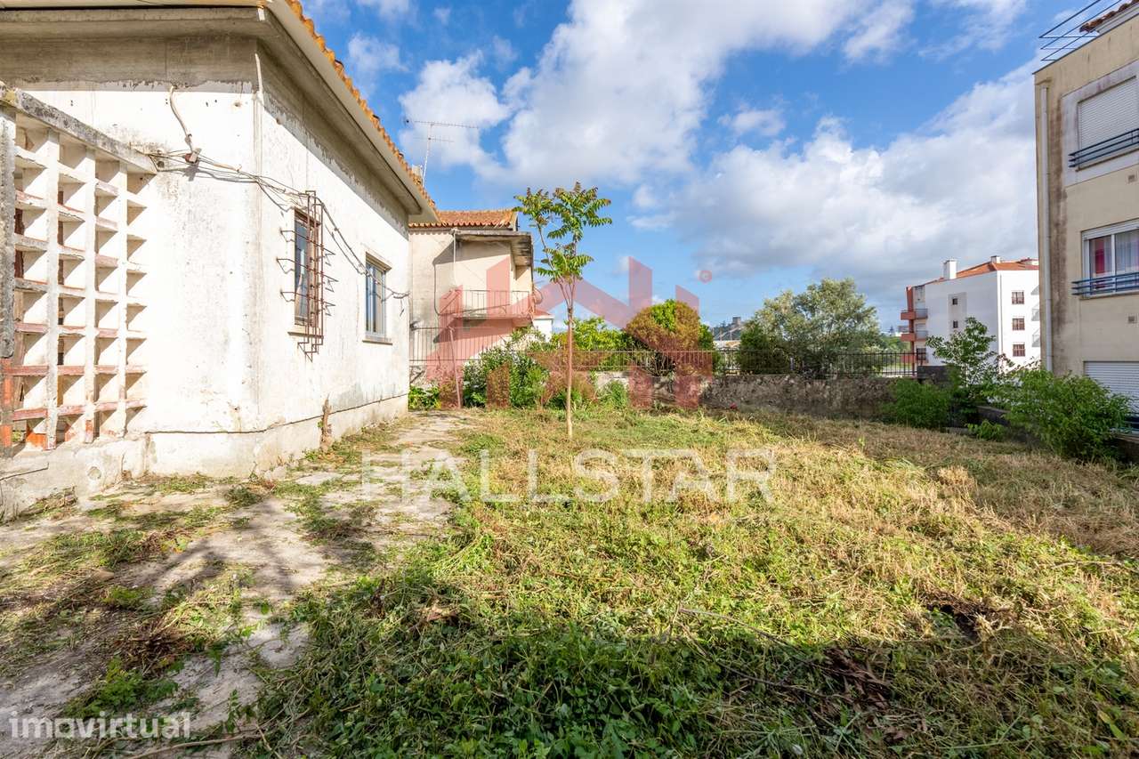 Moradia Bifamiliar / Investimento / Bairro das Almoinhas - Grande imagem: 4/20