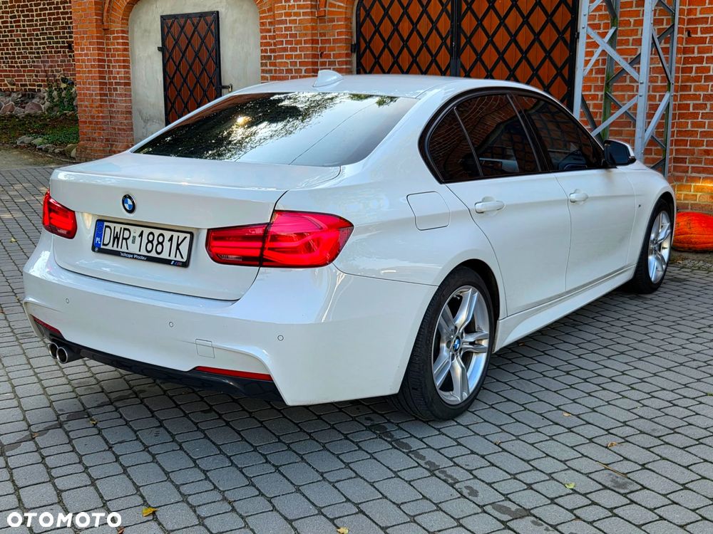 BMW Seria 3 320d M Sport Shadow - 5