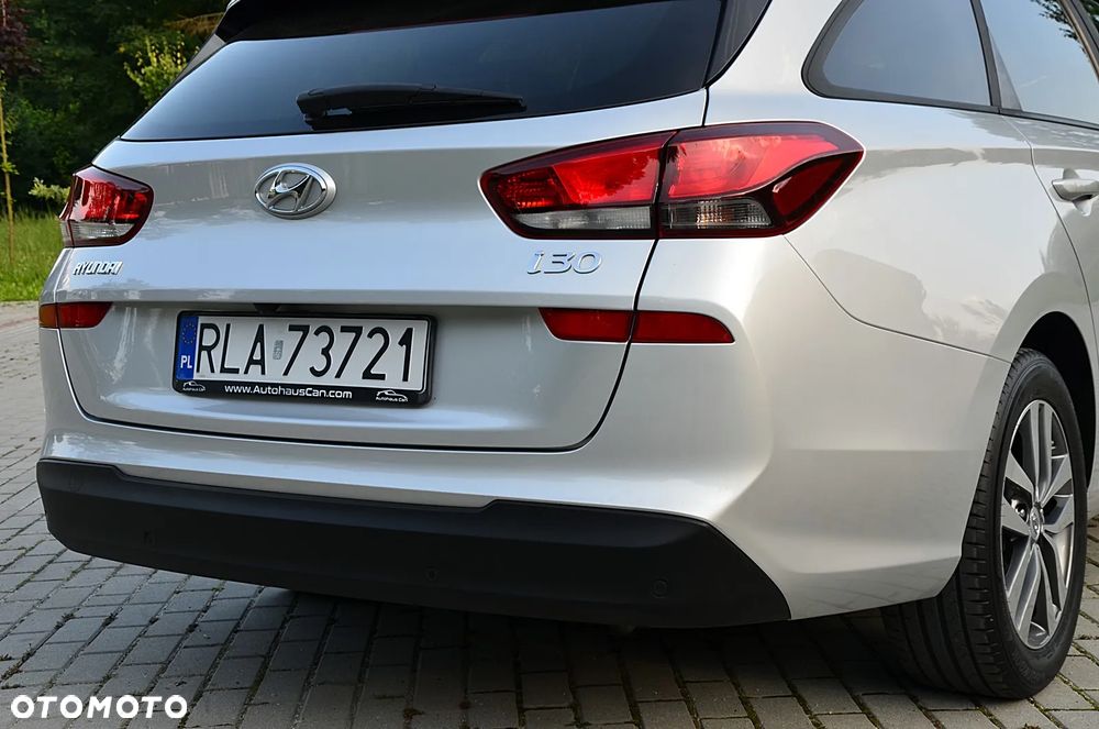Hyundai i30 1.4 T-GDI Family+ - 38