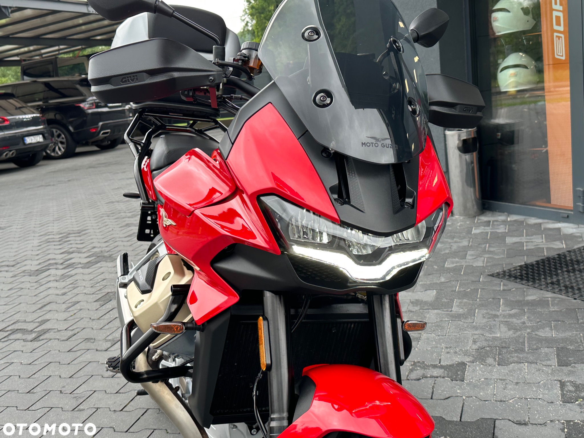 Moto Guzzi V100 Mandello - 25
