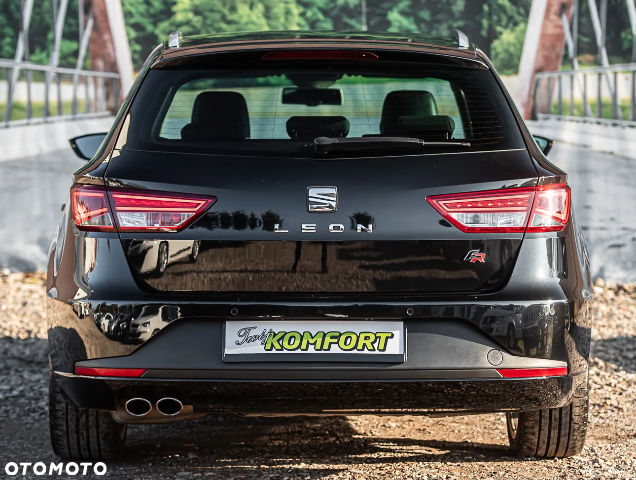 Seat Leon 1.8 TSI FR Black S&S DSG - 11