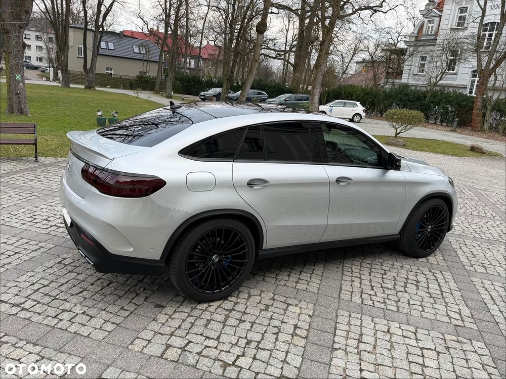 Mercedes-Benz GLE 350 d 4Matic 9G-TRONIC AMG Line - 8