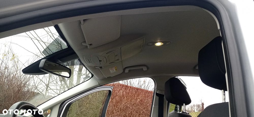 Ford C-MAX 1.5 TDCi Start-Stop-System Titanium - 12