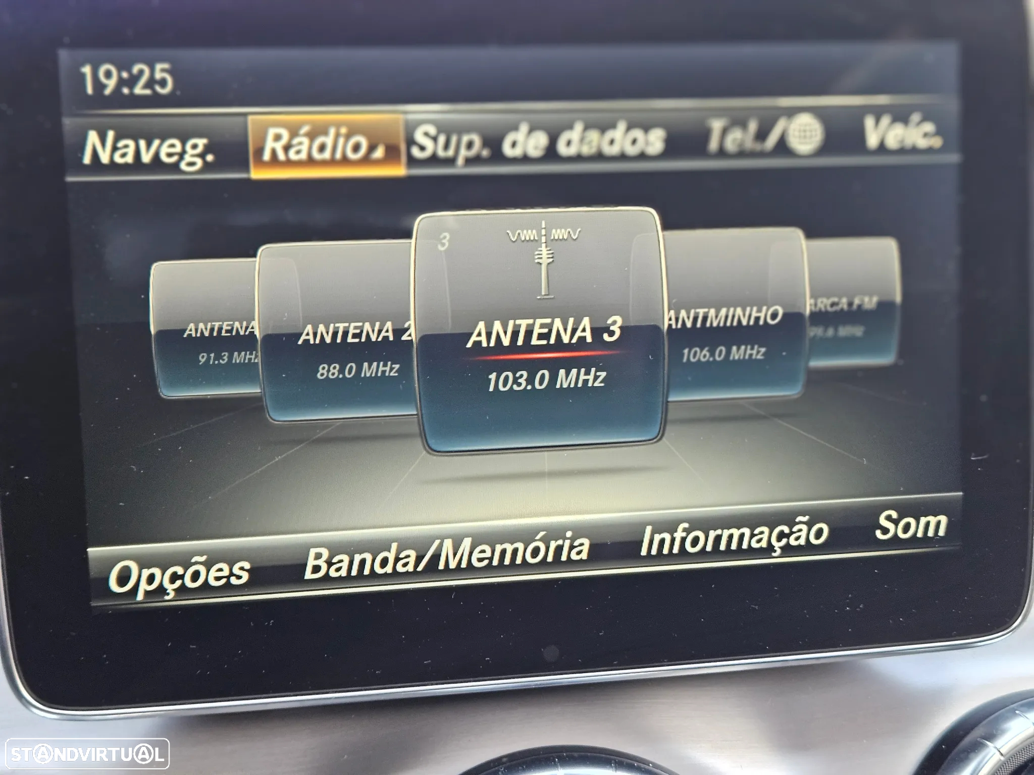 Mercedes-Benz CLA 220 d Shooting Brake AMG Line Aut. - 19