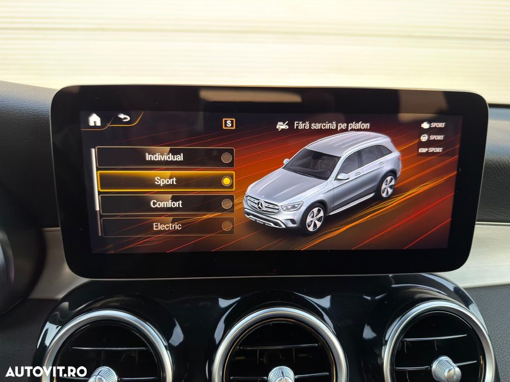 Mercedes-Benz GLC 300 de 4Matic 9G-TRONIC - 32