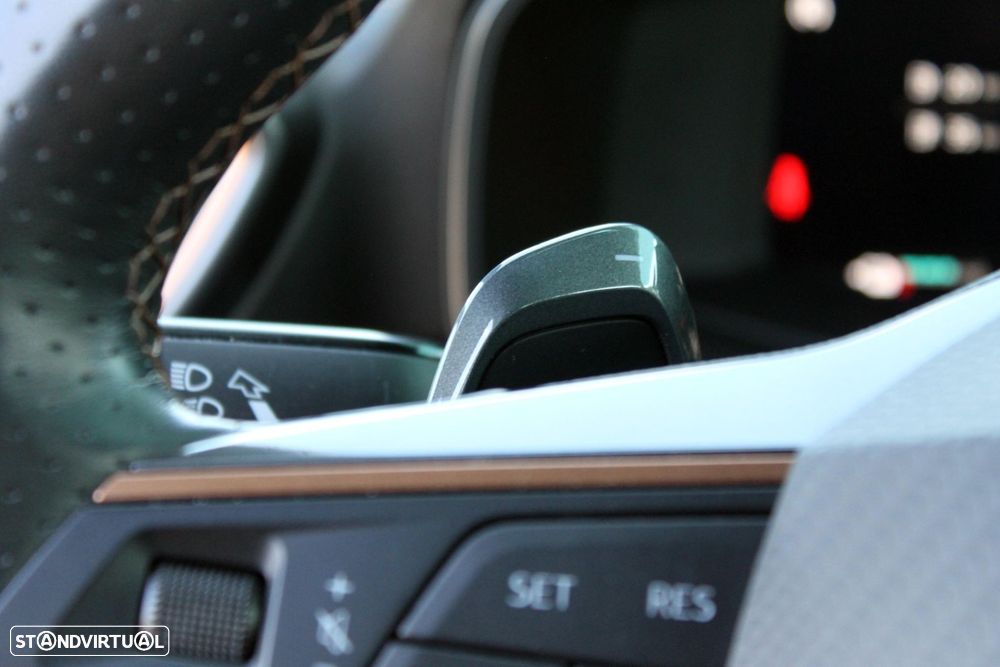 Cupra Formentor 1.4 e-Hybrid DSG VZ - 15
