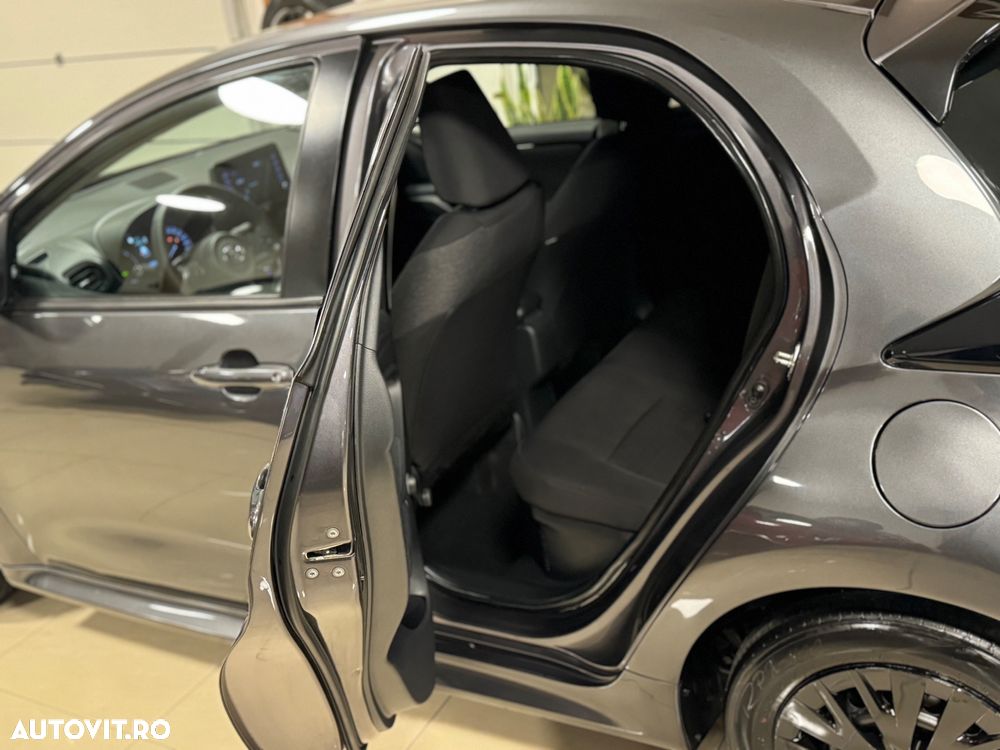 Toyota Yaris Hybrid 130 1.5 VVT-i Style - 22