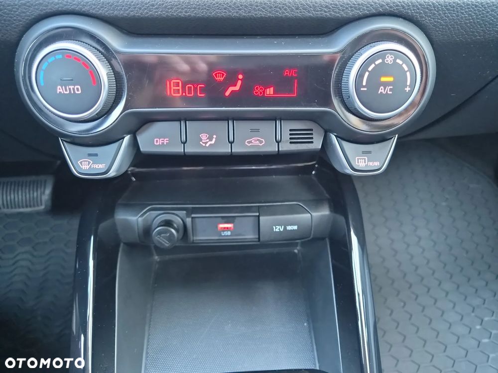 Kia Stonic 1.0 T-GDI MHEV L Business Line DCT - 20