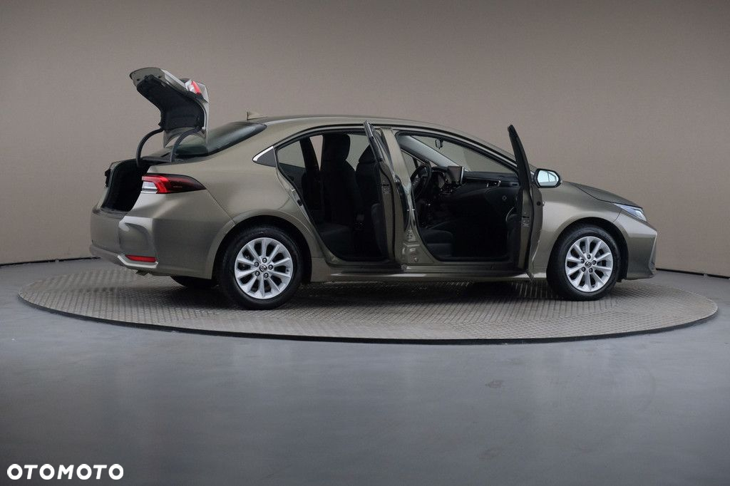 Toyota Corolla - 6