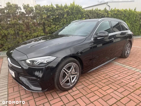 Mercedes-Benz Klasa C 220 d T 9G-TRONIC AMG Line