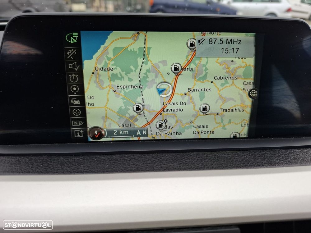 BMW 318 d Touring Pack M - 29