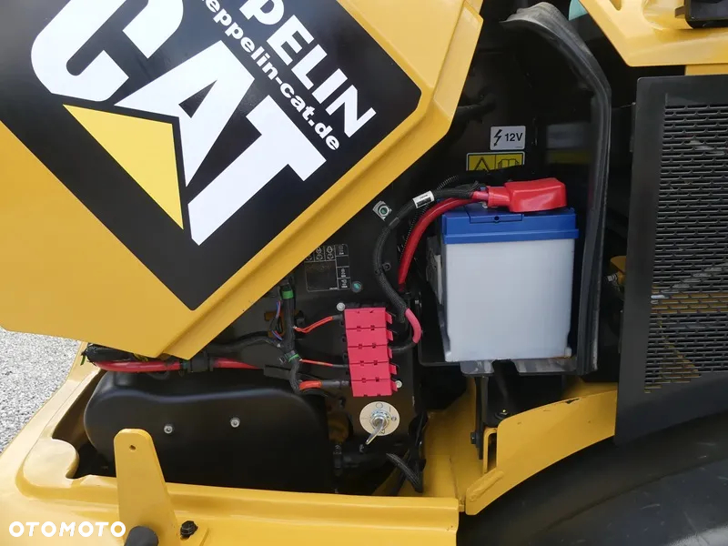 Caterpillar CAT 906M / 2017R / Centralne smarowanie / - 18