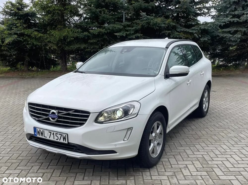 Volvo XC 60 D4 AWD Momentum - 1