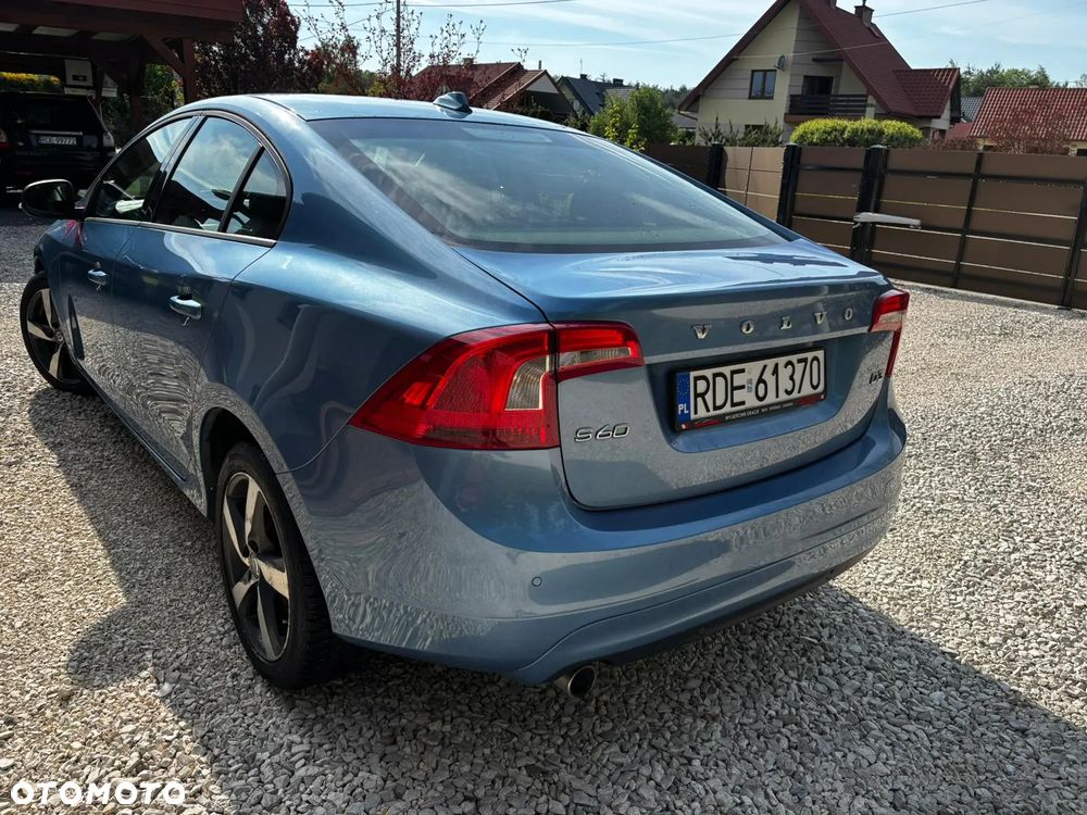 Volvo S60 D3 Kinetic - 4