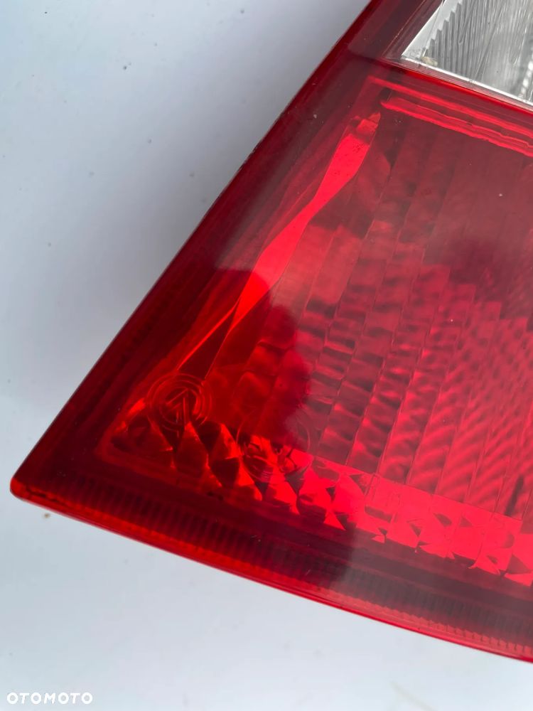 LAMPA PRAWY TYŁ SKODA FABIA I HB 6Y6945112B - 3