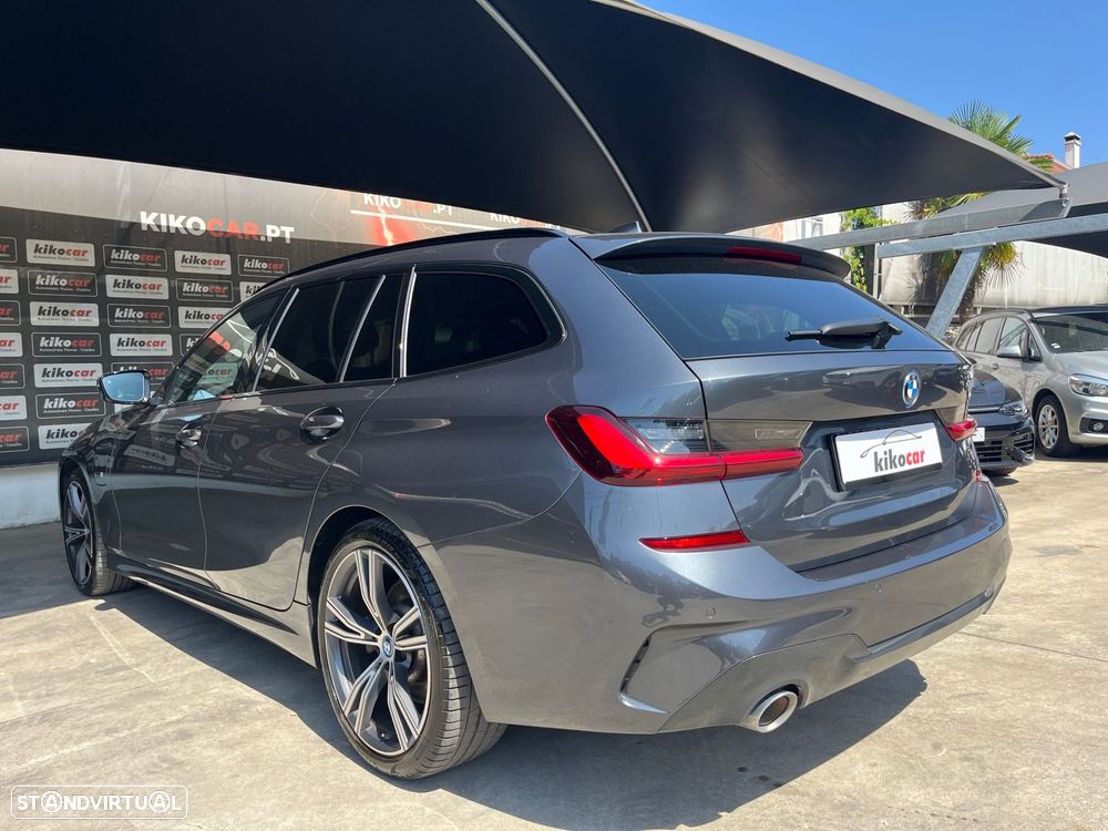BMW 330 - 16