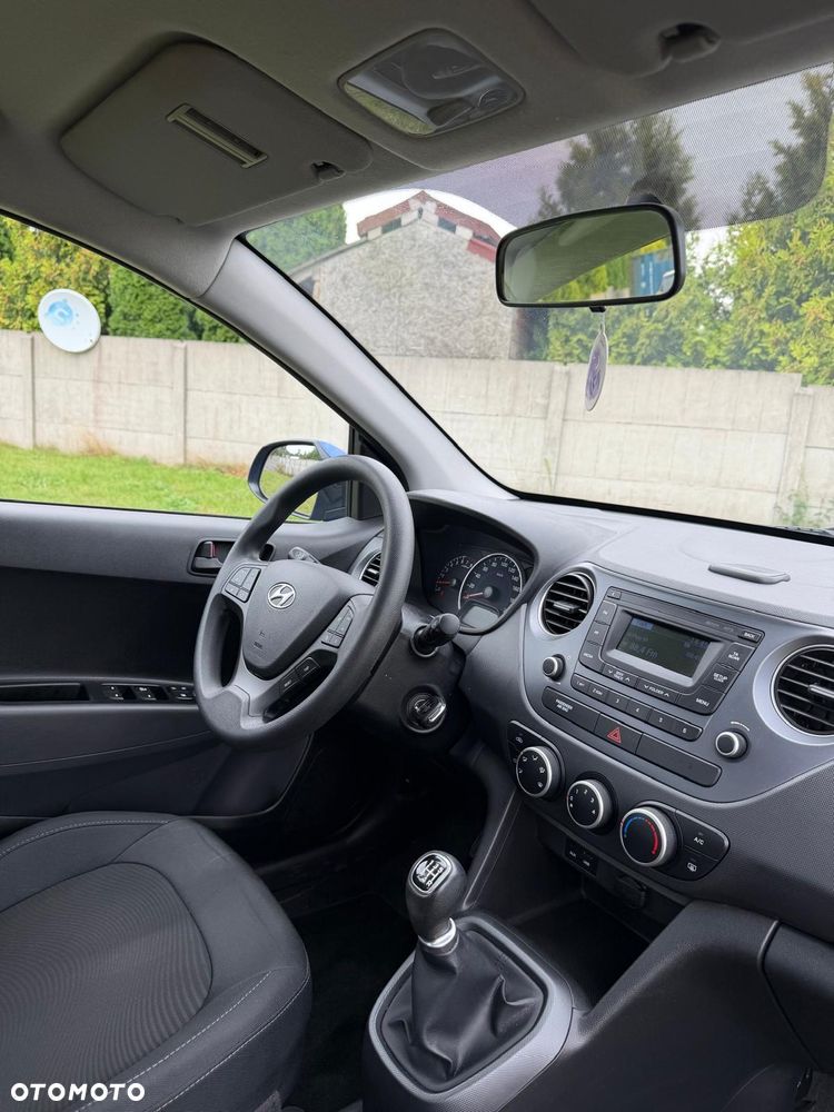 Hyundai i10 - 25
