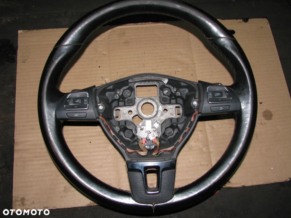 KIEROWNICA SKÓRA DSG ŁOPATKI VW GOLF VI KOMBI MULTIFUNKCJA - 1