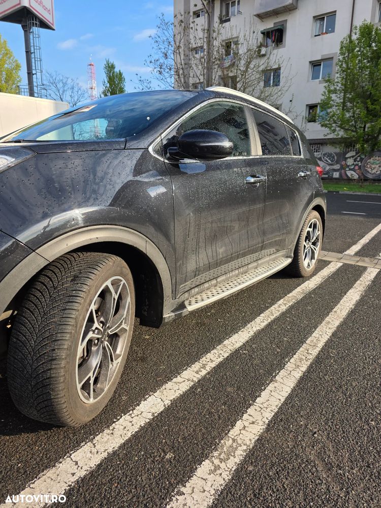 Kia Sportage 1.6 DSL MHEV 7DCT HP 4x2 GT Line - 4