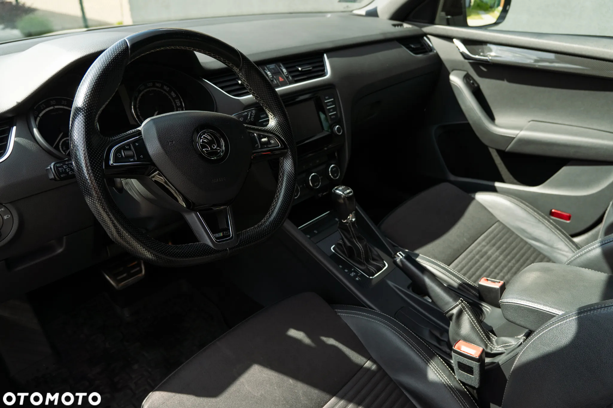 Skoda Octavia 2.0 TDI RS DSG - 15