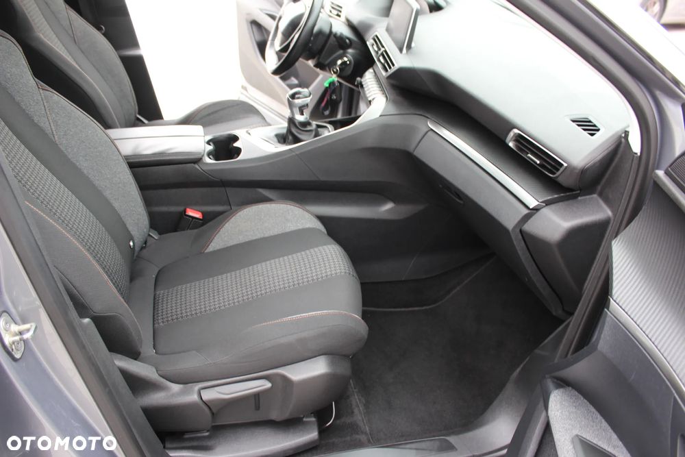 Peugeot 3008 BlueHDi 120 Stop & Start Business-Line - 29