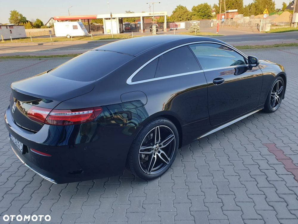 Mercedes-Benz Klasa E 220 d 9G-TRONIC - 4