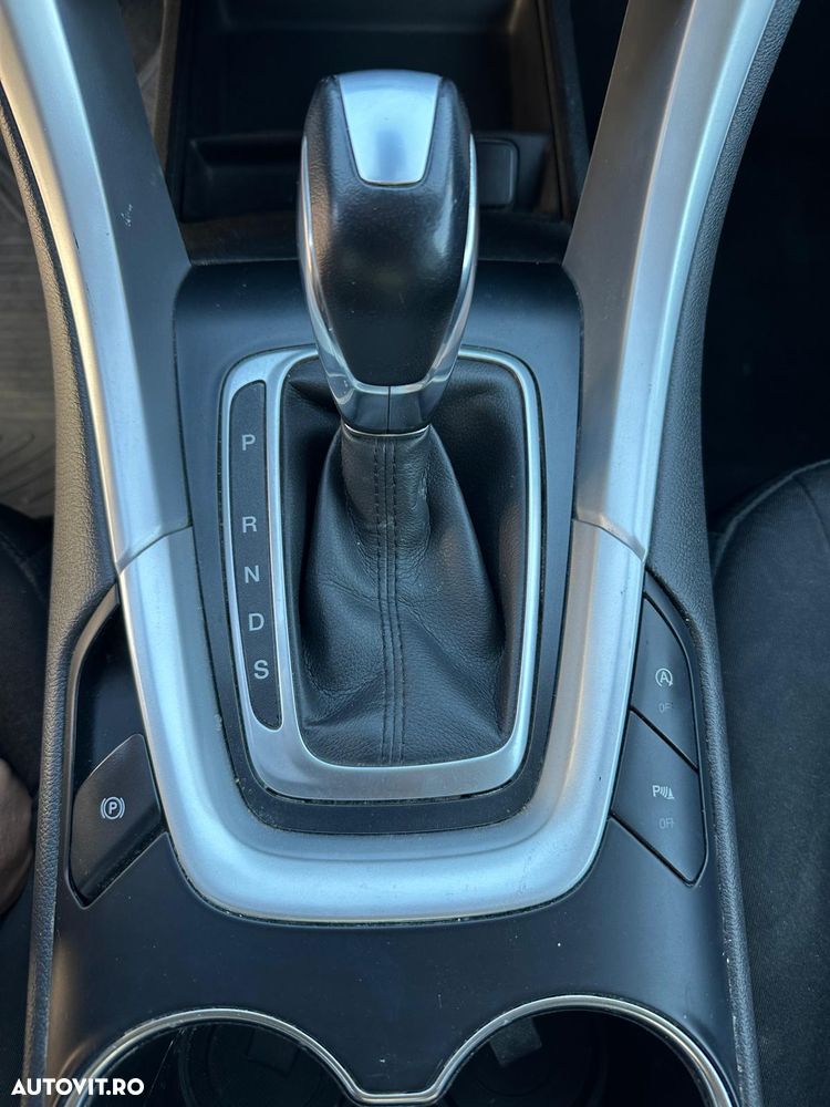Ford Mondeo - 7