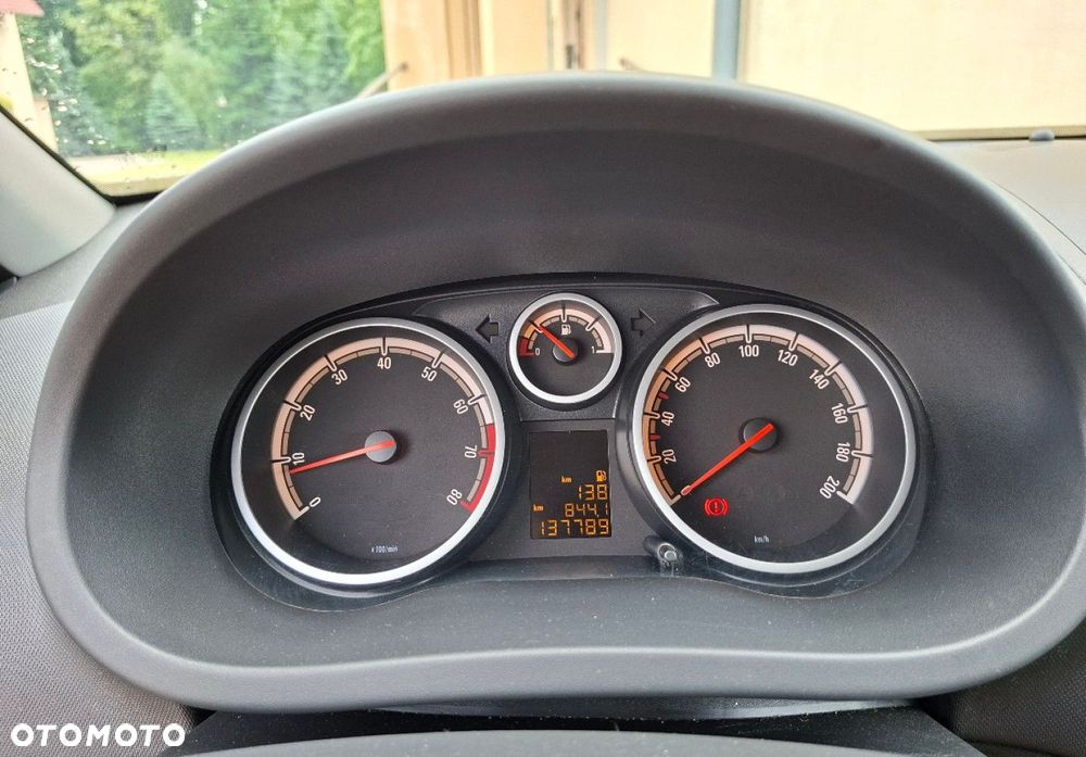 Opel Corsa - 28