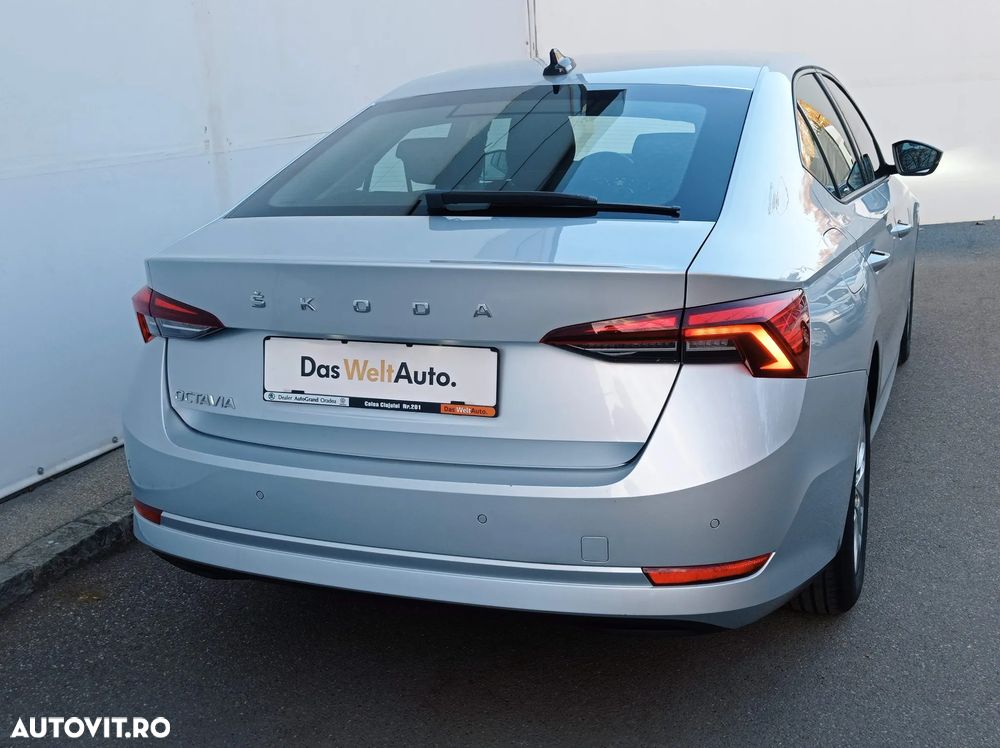 Skoda Octavia 2.0 TDI Ambition - 10