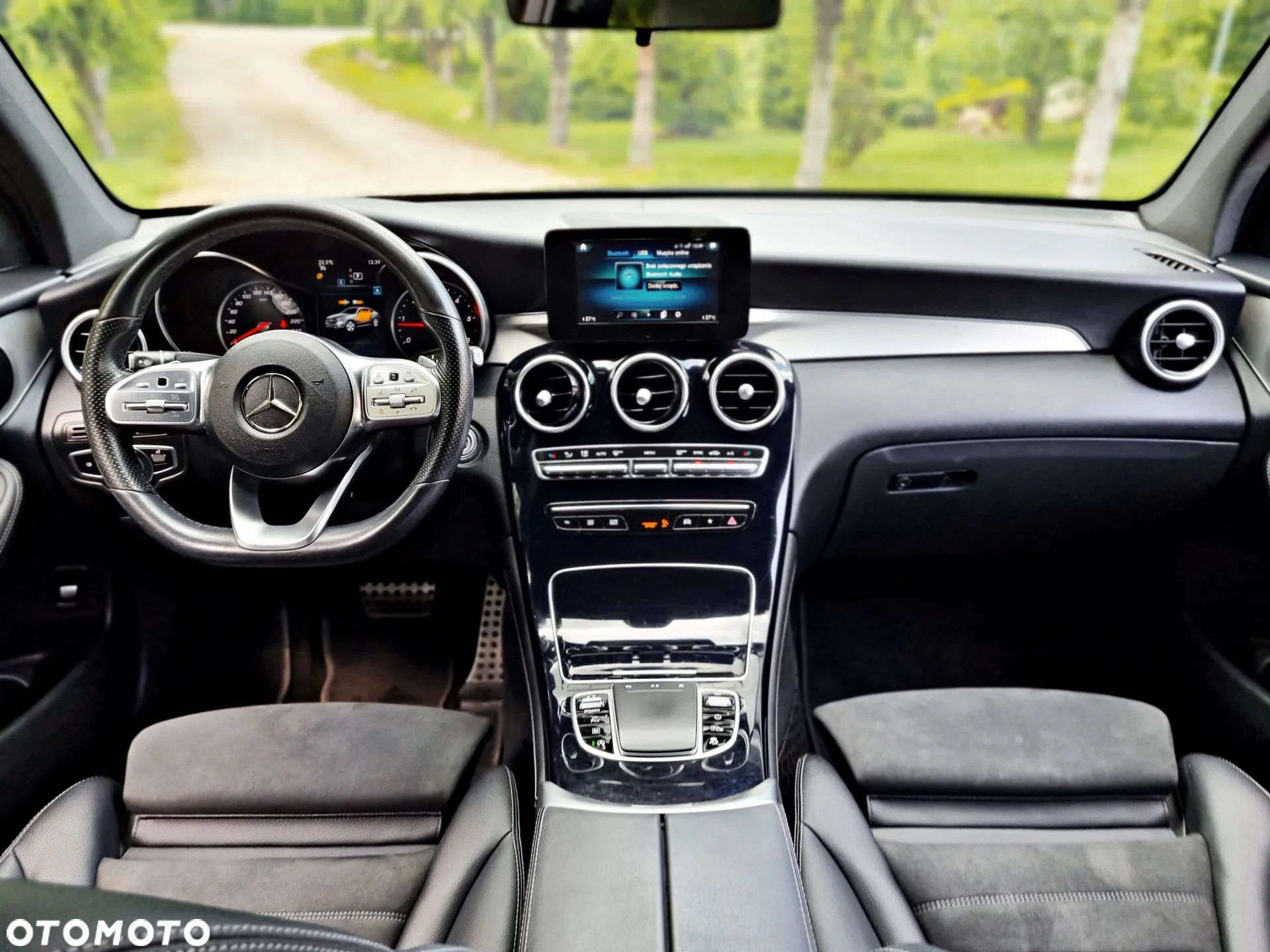 Mercedes-Benz GLC 200 d 4Matic 9G-TRONIC AMG Line - 32