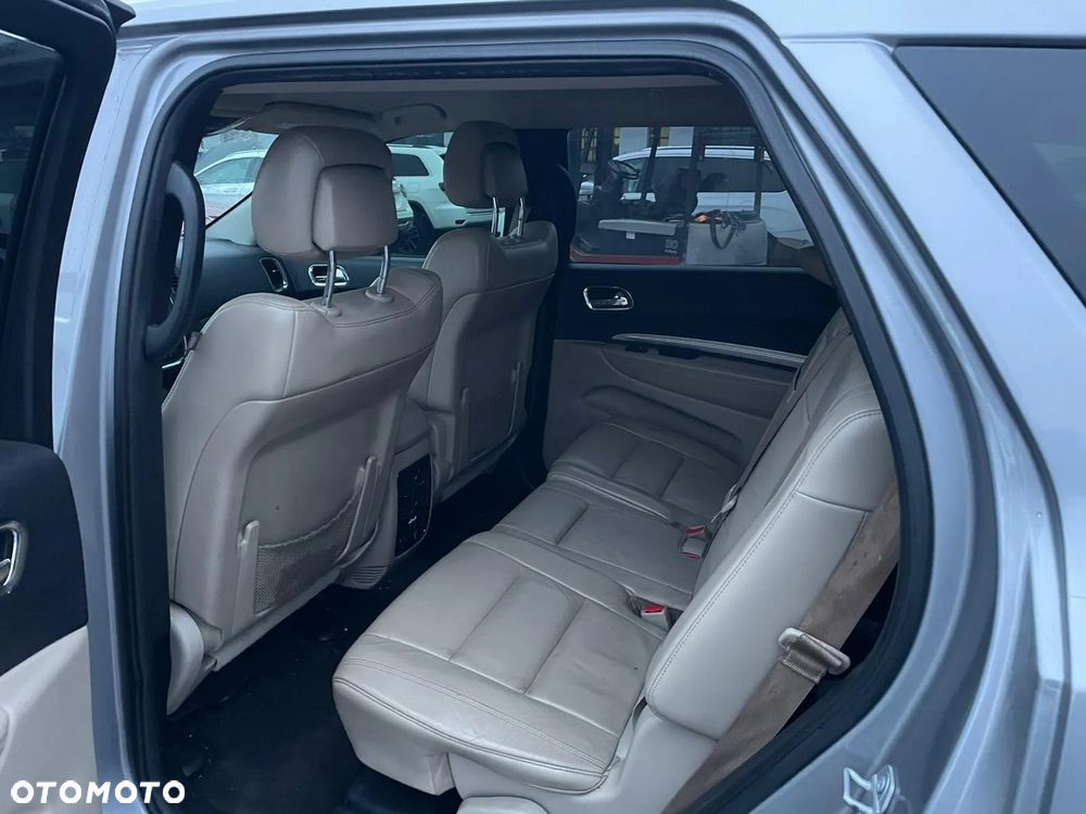 Dodge Durango - 12