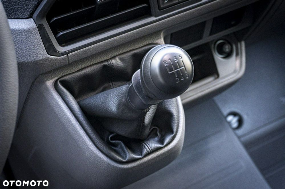 Volkswagen Crafter - 14