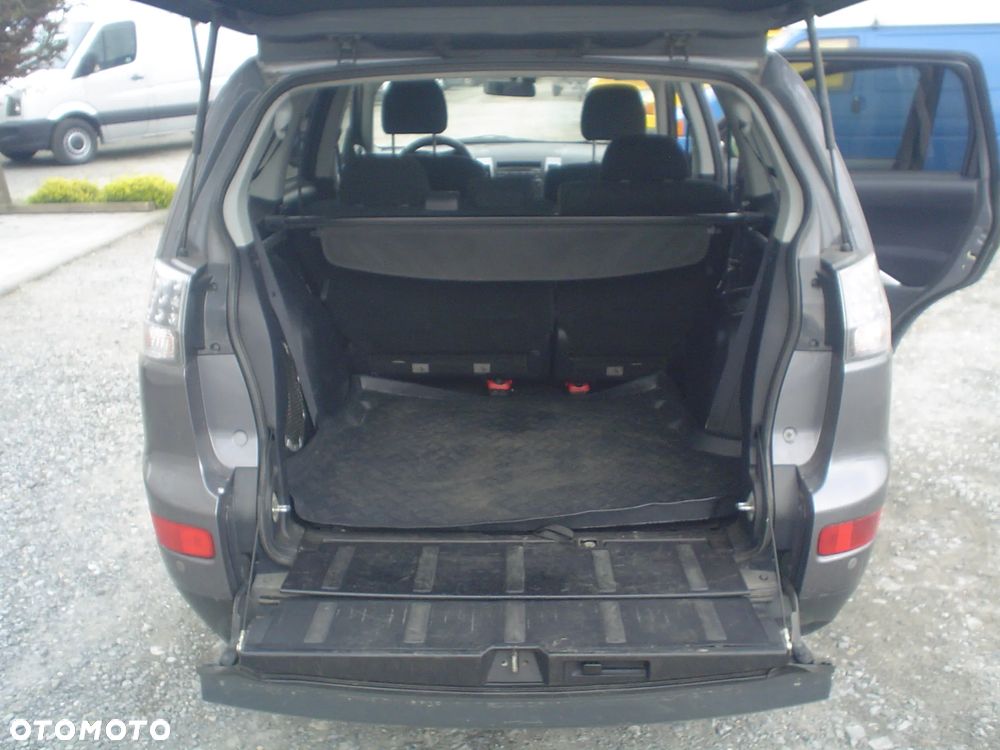 Citroën C5 II 2.0 HDi Exclusive - 9