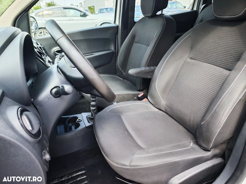 Dacia Lodgy 1.5 Blue dCi Laureate - 12