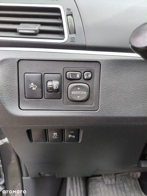 Toyota Verso 1.8 Premium EU6 - 18