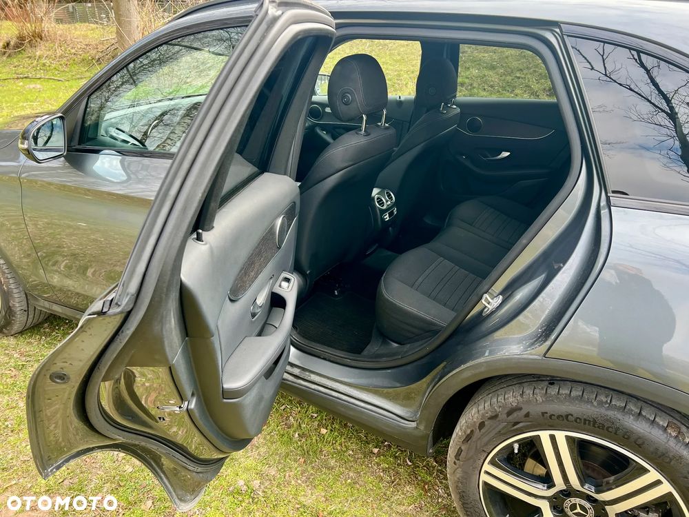 Mercedes-Benz GLC 220 d 4Matic 9G-TRONIC - 12