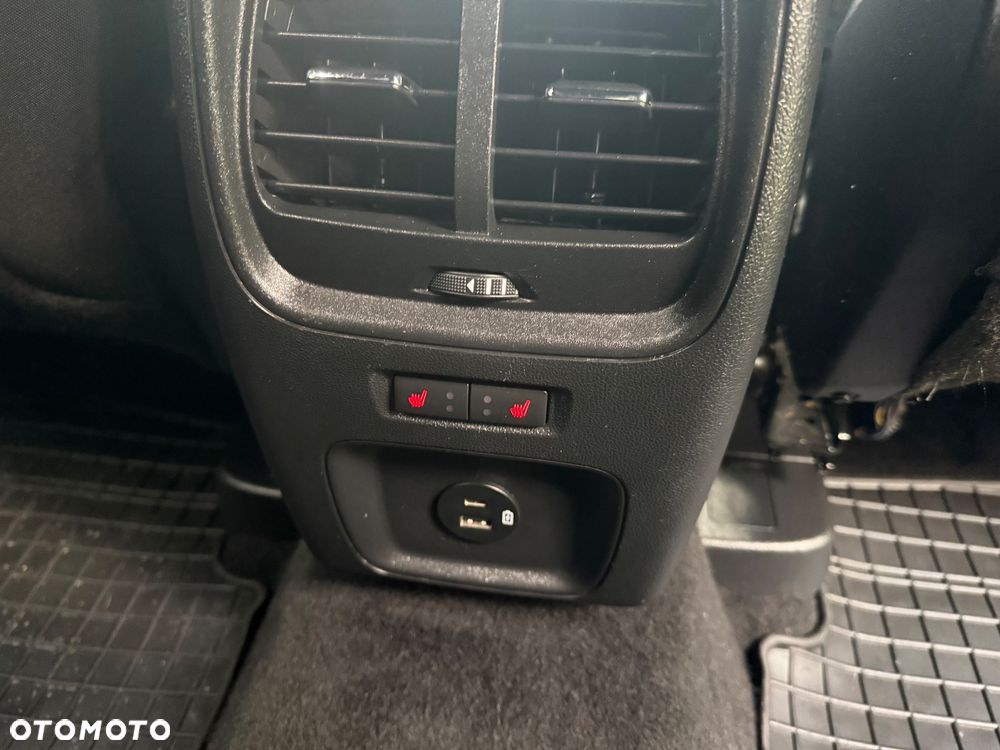 Ford Kuga 1.5 EcoBoost FWD ST-Line ASS - 35