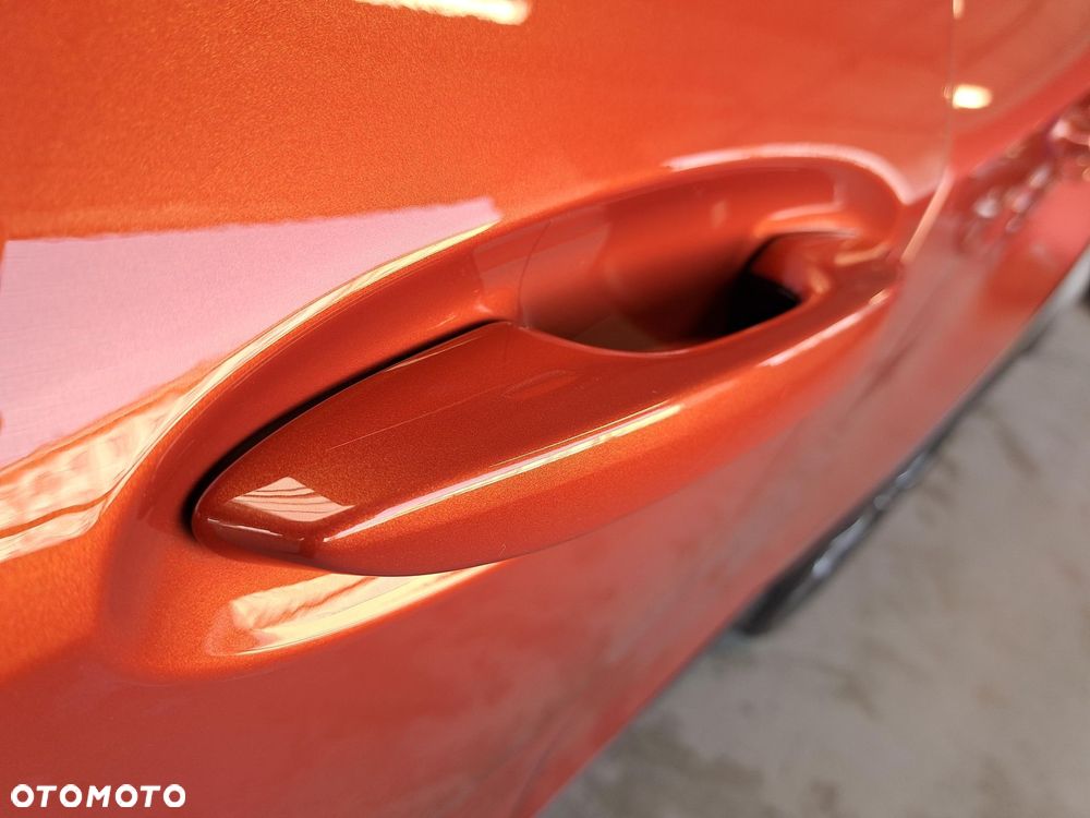 Lexus UX 250h GPF F Sport Design 2WD - 36