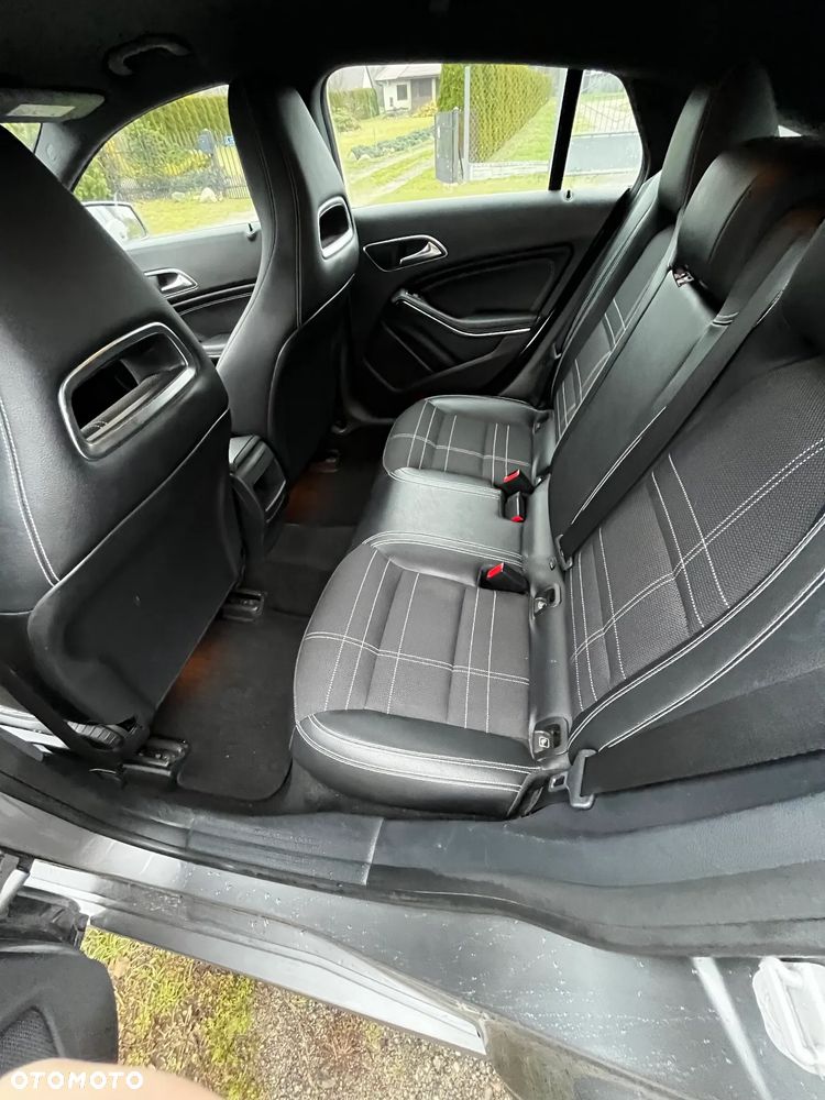 Mercedes-Benz CLA 200 (CDI) d 4Matic 7G-DCT - 10