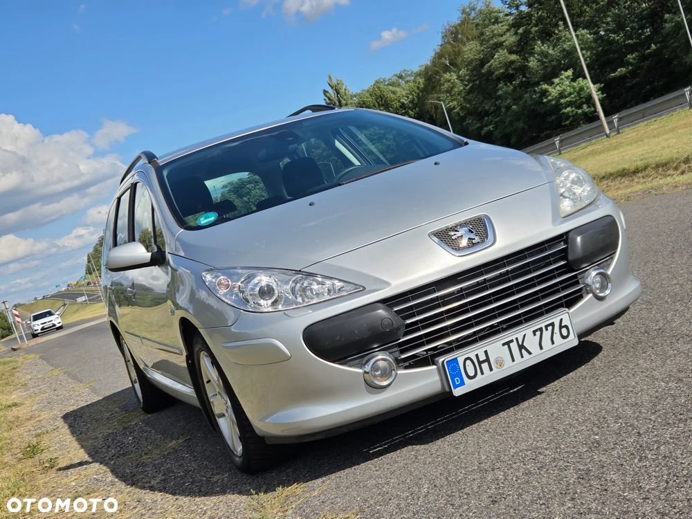 Peugeot 307 HDi 135 Tendance - 1