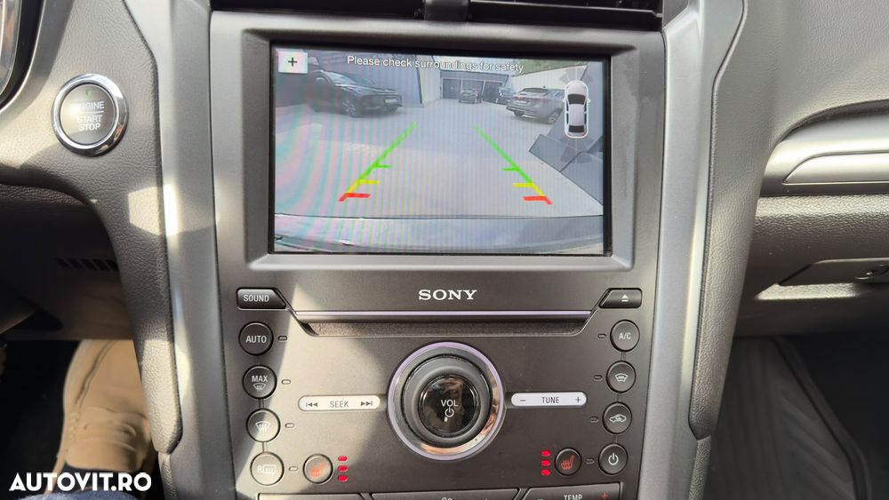 Ford Mondeo 2.0 TDCI PowerShift AWD Titanium - 23