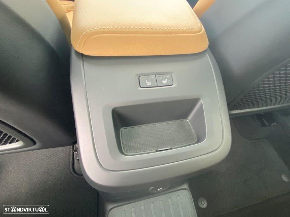 Volvo XC 60 2.0 T6 PHEV Ultra Bright - 17