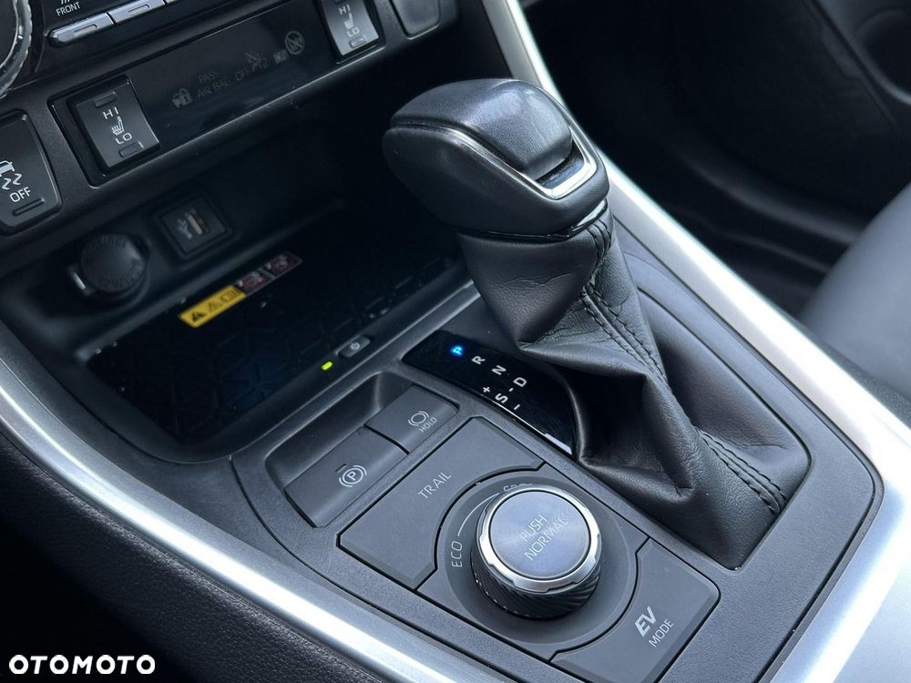 Toyota RAV4 2.5 Hybrid Selection 4x4 - 16