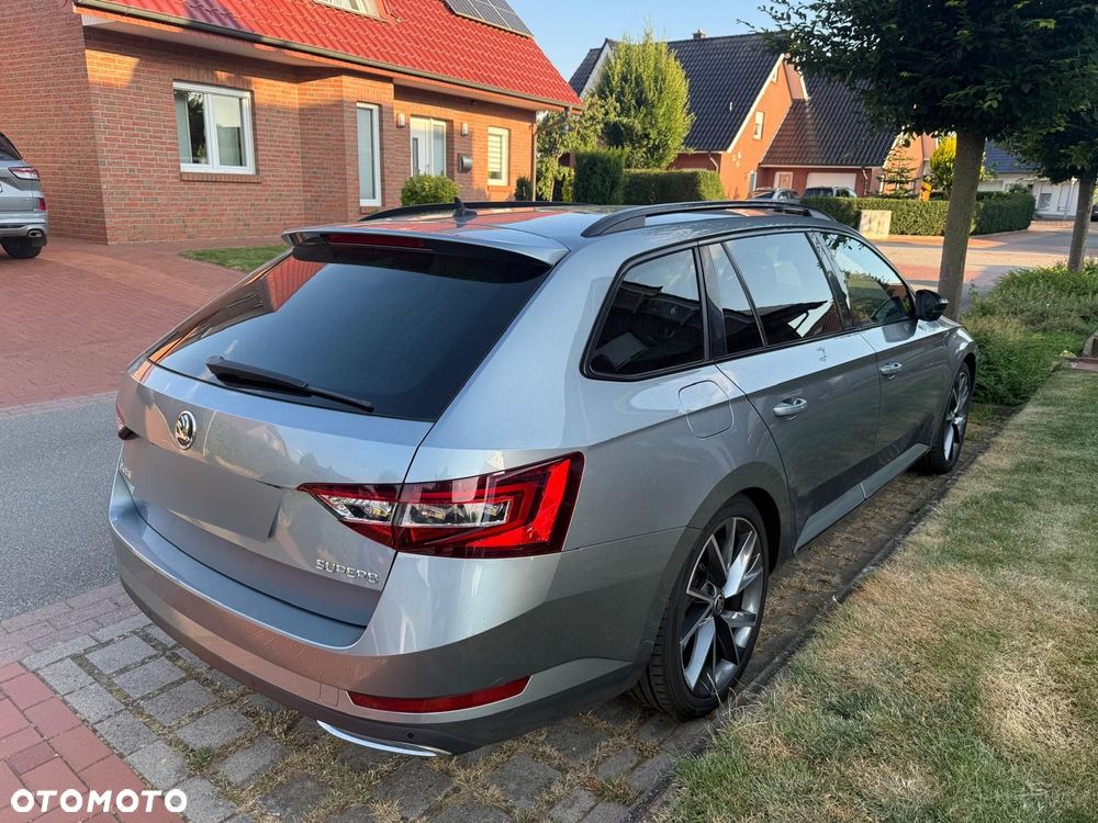 Skoda Superb 2.0 TDI DSG Sportline - 4