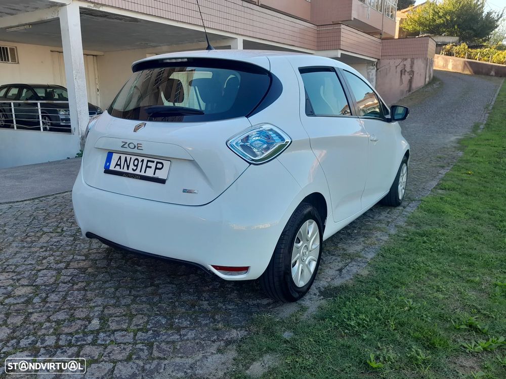 Renault Zoe (c/ Bateria) 41 kwh Life - 6