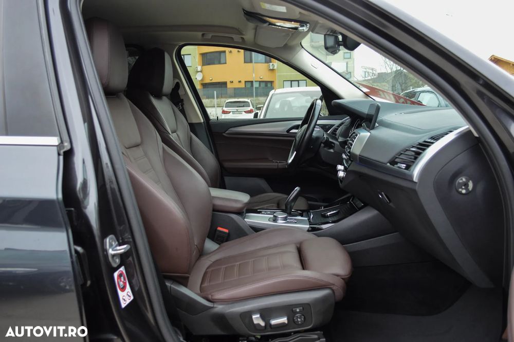 BMW X3 xDrive20d AT xLine - 34