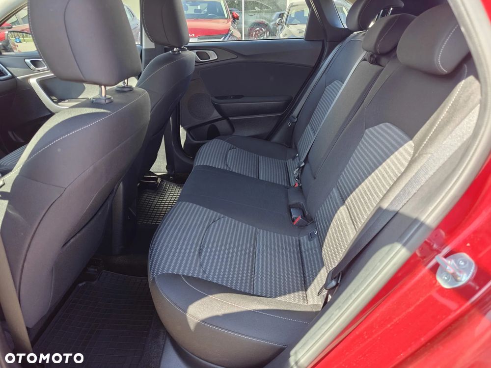 Kia Ceed 1.0 T-GDI M - 13