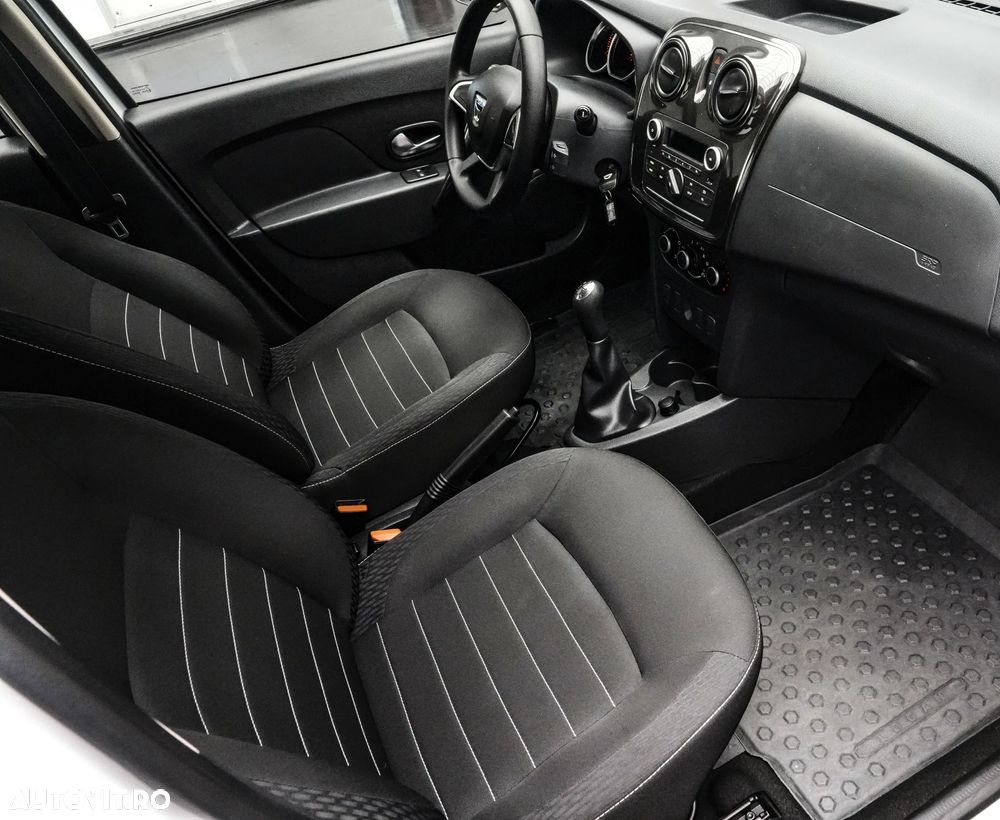 Dacia Logan 1.0 SCe Laureate - 12